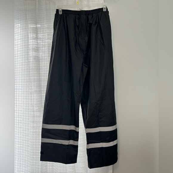 NWOT Men’s Rain Pants - Picture 1 of 10